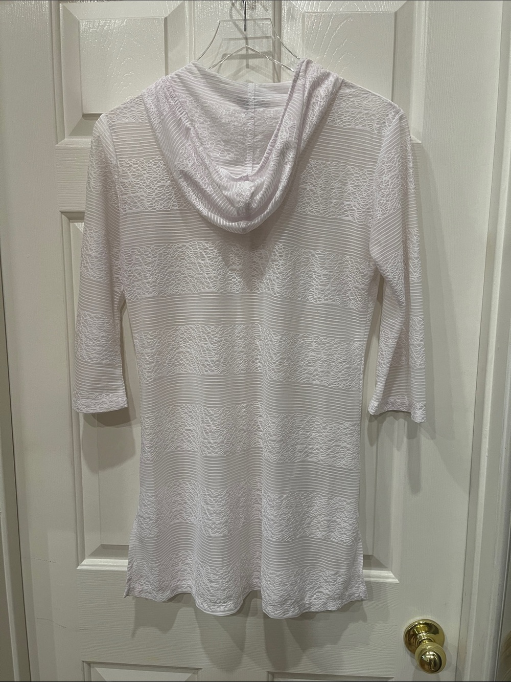White Lace-Detail Hooded Swim Cover-Up 1/4 Sleeve 30” L S:S - Picture 5 of 5